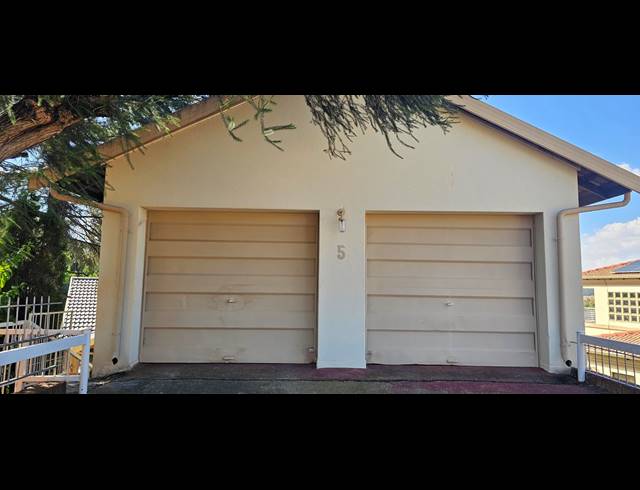 4 BEDROOM HOUSE FOR SALE IN HILLSHAVEN